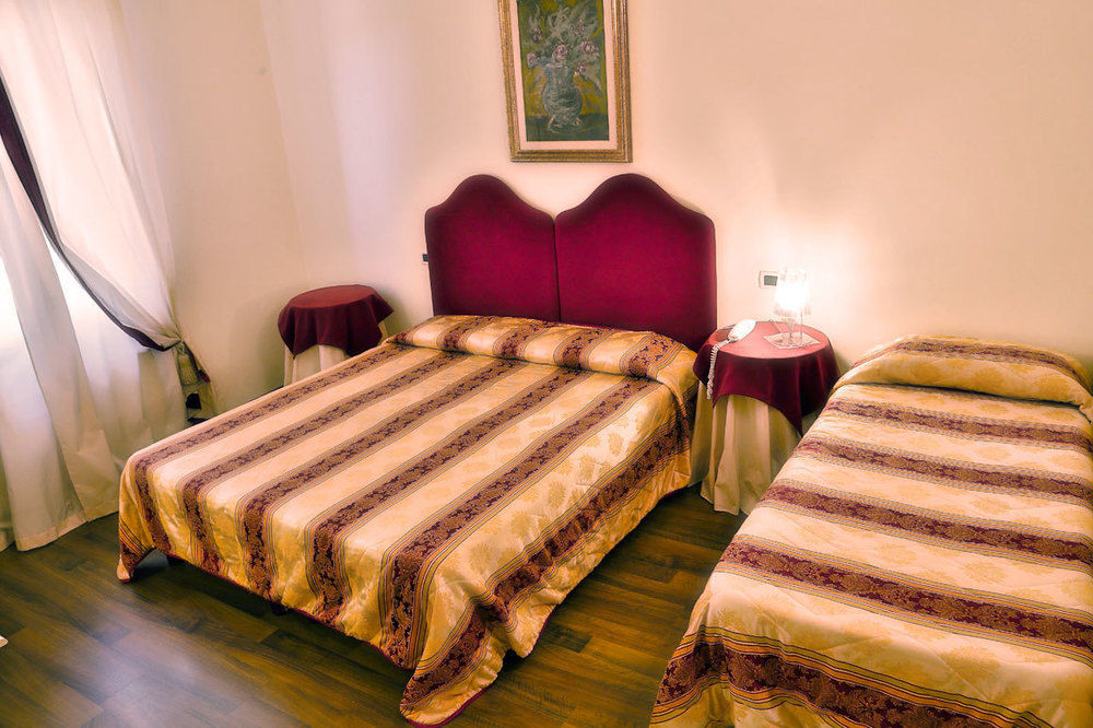 Albergo Moderno Lucca Eksteriør bilde